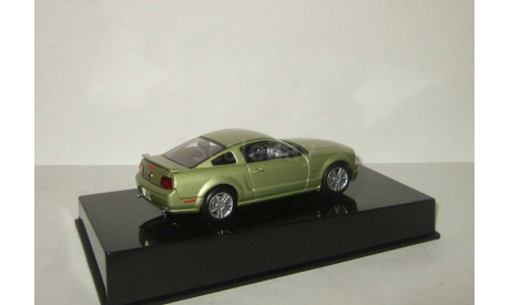 Форд Ford Mustang GT 2005 AutoArt 1:43 52761, масштабная модель, 1/43