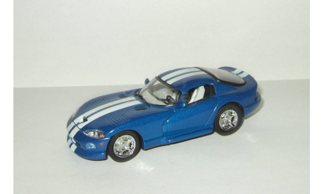 Додж Dodge Viper RT 10 1996 Universal Hobbies 1:43 БЕСПЛАТНАЯ доставка, масштабная модель, scale43