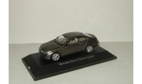 Мерседес Бенц Mercedes Benz E Class Coupe C207 Серый Kyosho 1:43, масштабная модель, 1/43, Mercedes-Benz