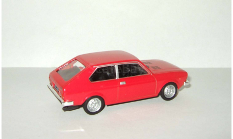 Фиат Fiat 128 3P 1976 IST Kultowe Autа 1:43, масштабная модель, 1/43, DeAgostini-Польша (Kultowe Auta)