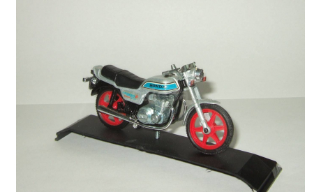 мотоцикл Хонда Honda CB 900F 1981 Guiloy 1:24 Made in Spain БЕСПЛАТНАЯ доставка, масштабная модель мотоцикла, scale24