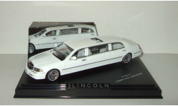 лимузин Линкольн Lincoln Town Car Limousine 2000 Белый Vitesse 1:43 36312
