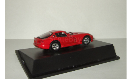 Додж Dodge Viper RT 10 1996 Красный Universal Hobbies 1:43, масштабная модель, scale43