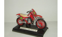 мотоцикл Хонда Honda CR 250 R 1973 Welly 1:18 БЕСПЛАТНАЯ доставка