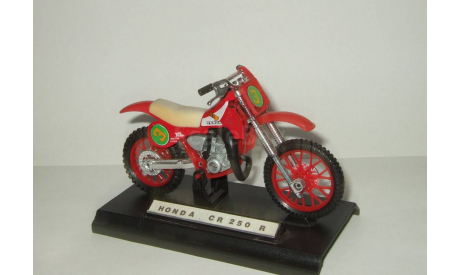 мотоцикл Хонда Honda CR 250 R 1973 Welly 1:18 БЕСПЛАТНАЯ доставка, масштабная модель мотоцикла, 1/18