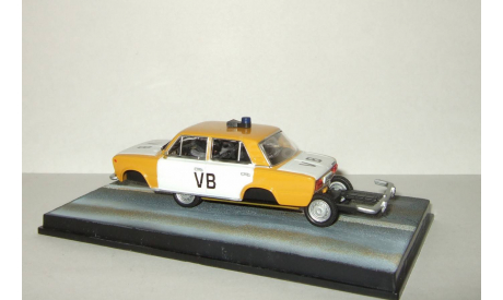 Ваз 2103 Жигули Lada 1500 из к/ф ’Искры из глаз’ Universal Hobbies James Bond series 1:43, масштабная модель, 1/43