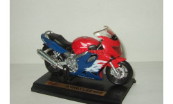 мотоцикл Хонда Honda CBR 600 F 1989 Maisto 1:18 БЕСПЛАТНАЯ доставка