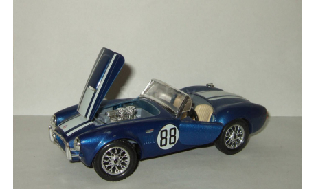 AC Cobra 427 1962 Bburago Made in Italy 1:24, масштабная модель, AC Cars, scale24