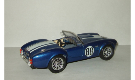 AC Cobra 427 1962 Bburago Made in Italy 1:24, масштабная модель, AC Cars, scale24