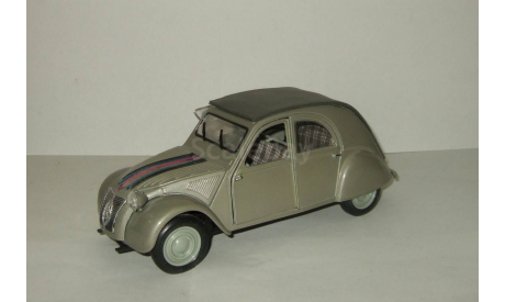 Ситроен Citroen 2CV 1952 Maisto 1:18, масштабная модель, 1/18, Maisto-Swarovski, Citroën