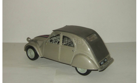 Ситроен Citroen 2CV 1952 Maisto 1:18, масштабная модель, 1/18, Maisto-Swarovski, Citroën