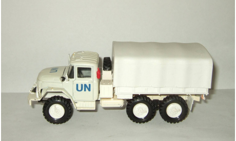 Зил 131 6х6 ООН СССР Арек Элекон 1:43 Сделано в СССР, масштабная модель, 1/43