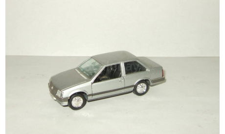 Опель Opel Corsa Седан Gama 1:43 1158, масштабная модель, 1/43, Ford