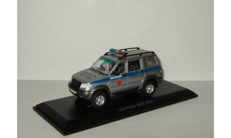 Уаз Патриот Patriot 4х4 Милиция ДПС 2010 Dip 1:43 231632, масштабная модель, 1/43, DiP Models