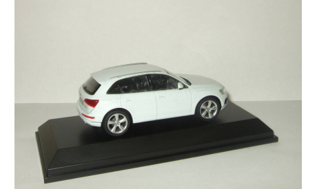 Ауди Audi Q5 4x4 Белый Schuco 1:43 450756000, масштабная модель, scale43