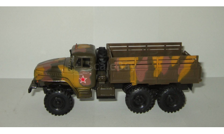 Урал 4320 6х6 Камуфляж 1979 СССР Элекон 1:43, масштабная модель, scale43