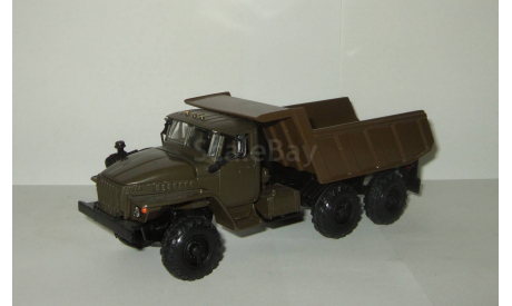 Урал 55571 Самосвал Хаки 1979 СССР Элекон 1:43, масштабная модель, scale43