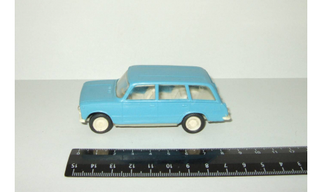 Ваз 2102 Жигули 1973 Пластик сделано в СССР 1:43, масштабная модель, 1/43