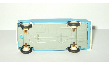 Ваз 2102 Жигули 1973 Пластик сделано в СССР 1:43, масштабная модель, 1/43