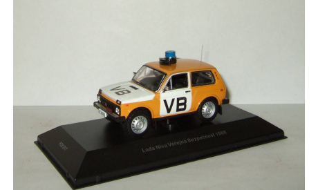 Ваз 2121 Lada Нива 4х4 СССР 1988 Verejna Bezpecnost Чешская полиция IST Foxtoys 1:43 FOX017, масштабная модель, IST Models, scale43