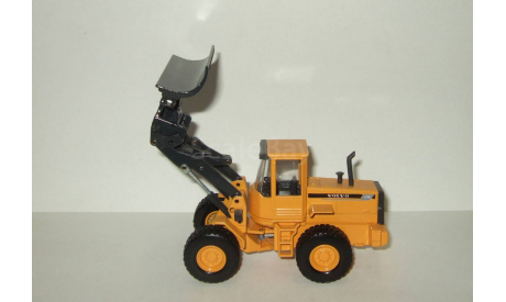 Трактор Бульдозер Вольво Volvo l70 2000 Joal 1:50, масштабная модель, 1/50