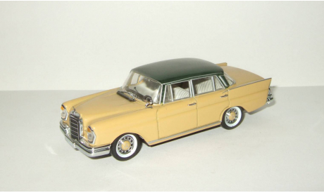 Мерседес Бенц Mercedes Benz 220 SE 1959 Двухцветный Vitesse 1:43 Ранний, масштабная модель, 1/43, Mercedes-Benz