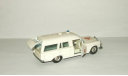 Мерседес Mercedes Benz W110 Binz Ambulance Скорая помощь Matchbox 1:43, масштабная модель, 1/43, Mercedes-Benz