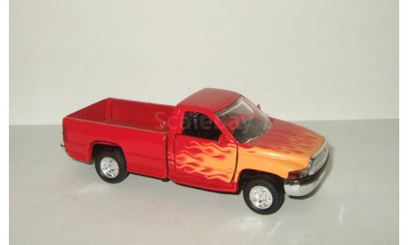 Додж Dodge Ram 1996 Пикап Road Champs 1:43, масштабная модель, 1/43