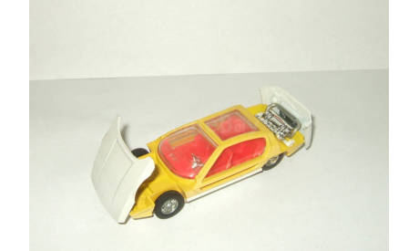 Ламборгини Lamborghini Marzal Dinky 1:43 Made in Great Britain, масштабная модель, 1/43