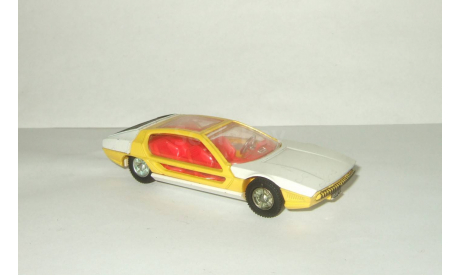 Ламборгини Lamborghini Marzal Dinky 1:43 Made in Great Britain, масштабная модель, 1/43