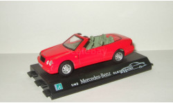 Мерседес Бенц Mercedes Benz CLK 320 Convertible C208 2001 Красный Hongwell Cararama 1:43 Ранний Открываются двери