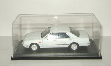 Ниссан Nissan Cedric Cima Type II Limited 1988 Aoshima / Ebbro 1:43, масштабная модель, 1/43
