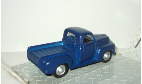 Форд Ford F1 1949 Пикап Maisto 1:43, масштабная модель, 1/43, Maisto-Swarovski