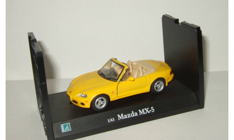 Мазда Mazda MX 5 Roadster 1990 Cararama Hongwell 1:43 Ранний Открываются двери, масштабная модель, Bauer/Cararama/Hongwell, scale43