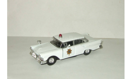 Форд Ford Fairlane 1957 Colorado Police Полиция Road Champs 1:43, масштабная модель, 1/43