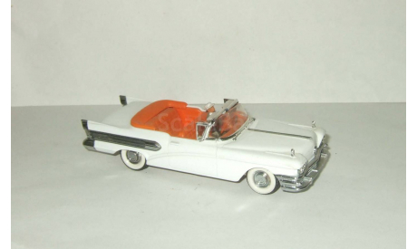 Бьюик BUICK SPECIAL Convertible 1958 + фигурка Vitesse 1:43, масштабная модель, scale43