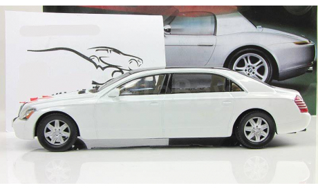 лимузин Майбах Maybach 62 Long 2003 IXO IST DeAgostini 1:43, масштабная модель, 1/43, IXO Road (серии MOC, CLC)