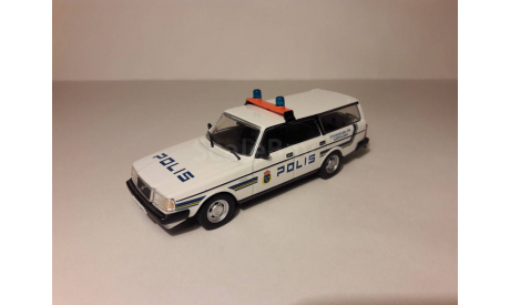 Volvo 240 (Полиция Стокгольма Швеция) ПММ №56 1/43, масштабная модель, scale43