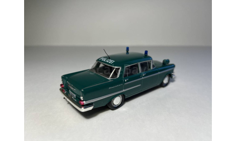 Opel Kapitan (Полиция Германии) ПММ 1/43, масштабная модель, 1:43