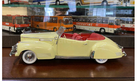 1/18 Packard 180 Darrin Victoria, 1941(Signature), масштабная модель, scale18