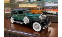 1/18 Packard LeBaron sedan 1930 (Signature), масштабная модель, scale18