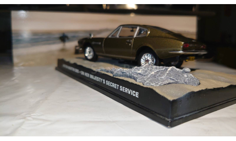 Aston Martin DBS (James Bond collection) 1:43, масштабная модель, Universal Hobbies, scale43