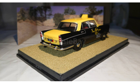 Austin A55 Cambridge Mark II (James Bond collection) 1:43, масштабная модель, Universal Hobbies, scale43
