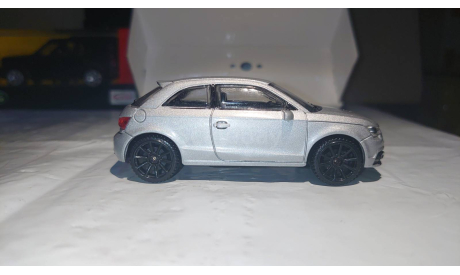 AUDI A1 Sportback (2010) 1/43, масштабная модель, Rastar, scale43