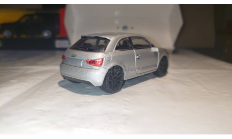 AUDI A1 Sportback (2010) 1/43, масштабная модель, Rastar, scale43