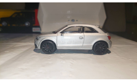 AUDI A1 Sportback (2010) 1/43, масштабная модель, Rastar, scale43