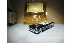 Pontiac Bonneville (1958) black 1/43 Road Champs