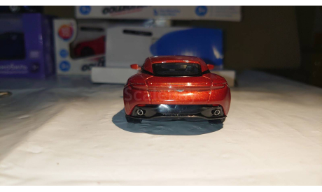 Aston Martin DB11  (AM5/2016-2023). MotorMax. Scale 1/43, масштабная модель, scale43