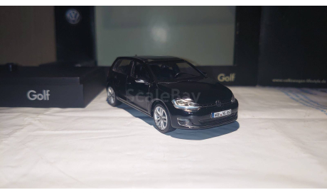 Volkswagen Golf VII (2012) 5d black met. Herpa. Scale 1/43., масштабная модель, i-Scale (Herpa) Dealer Box, scale43