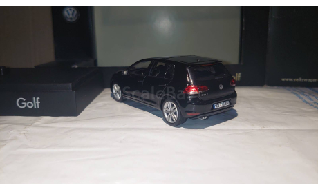 Volkswagen Golf VII (2012) 5d black met. Herpa. Scale 1/43., масштабная модель, i-Scale (Herpa) Dealer Box, scale43
